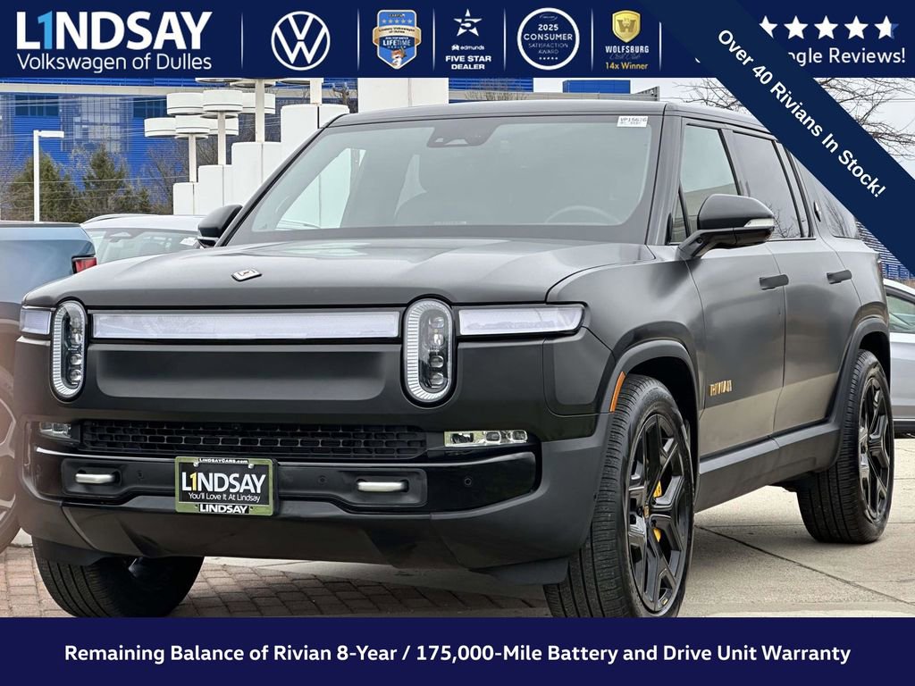 Used 2023 Rivian R1S Adventure image 3