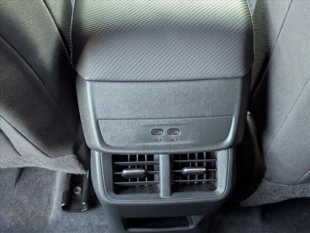 Used 2026 Chevrolet Equinox LT w/ Safety and Technology Package FWD image 18
