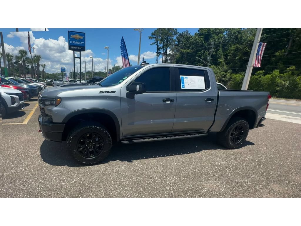 Used 2023 Chevrolet Silverado 1500 ZR2 w/ Technology Package AWD/4WD image 6