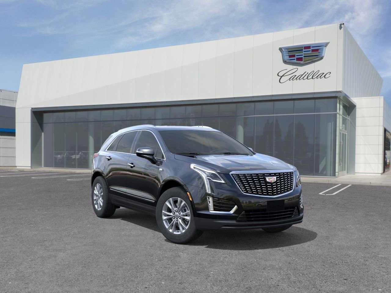 New 2026 Cadillac XT5 Luxury image 2