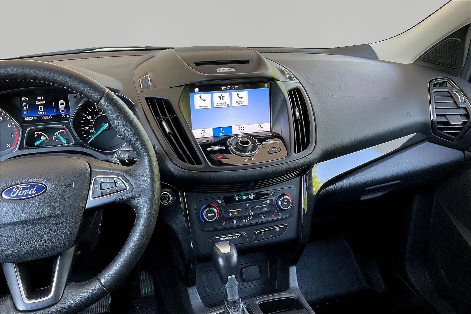 Used 2017 Ford Escape Titanium FWD image 9