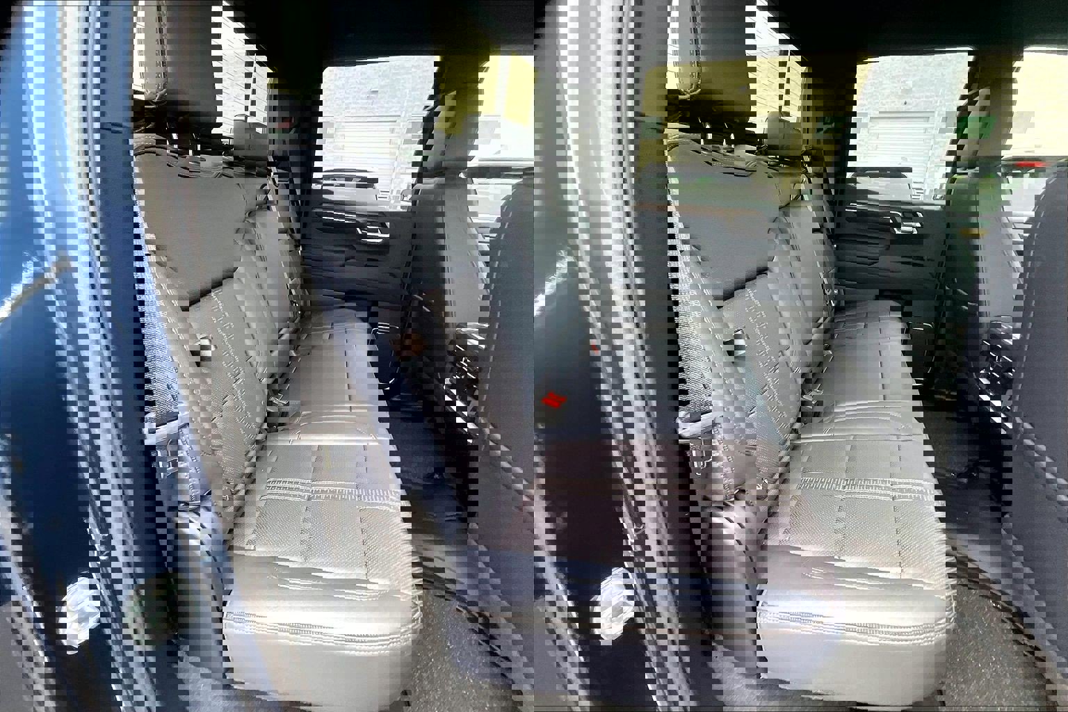 Used 2022 Chevrolet Silverado 1500 High Country image 23