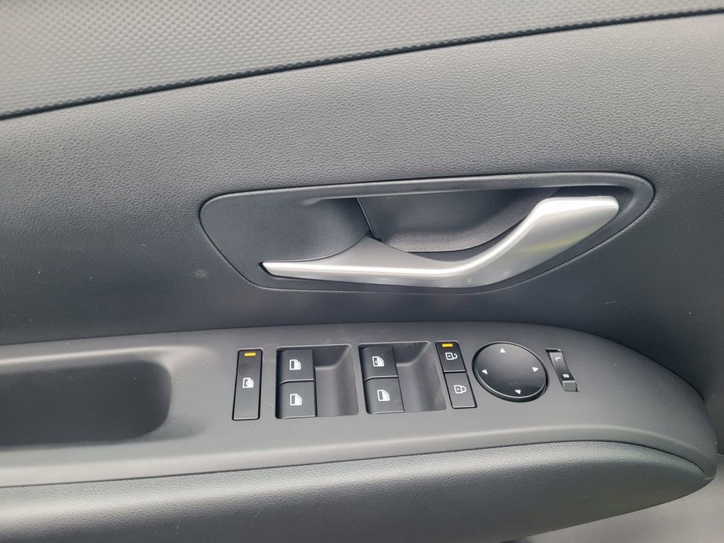 New 2026 Hyundai Tucson Blue SE AWD/4WD image 16