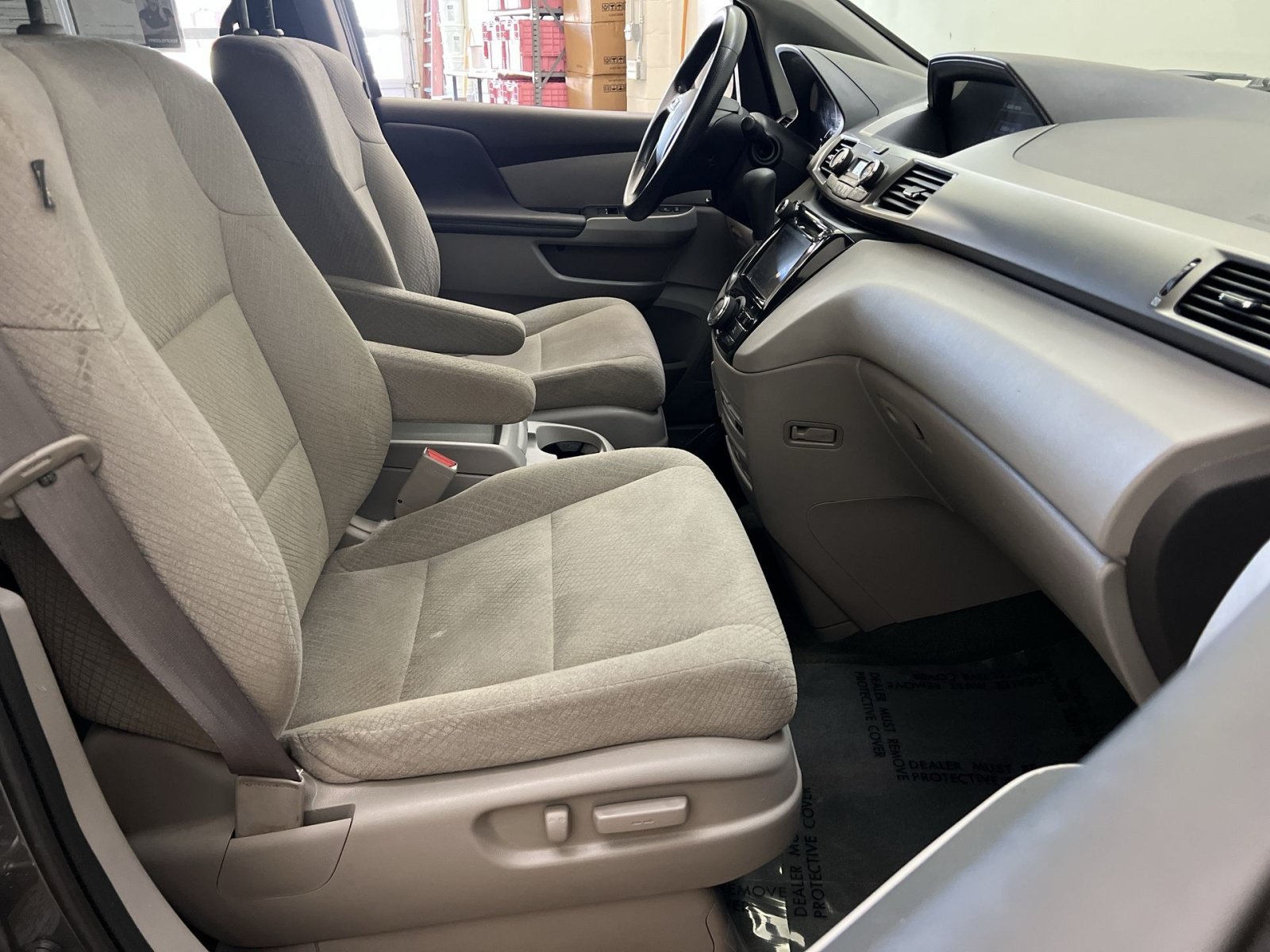 Used 2016 Honda Odyssey SE image 27