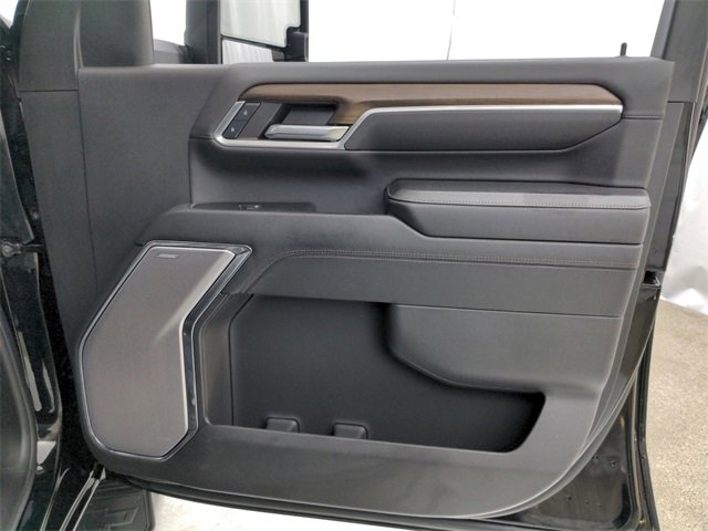 Used 2024 Chevrolet Silverado 3500 High Country image 41