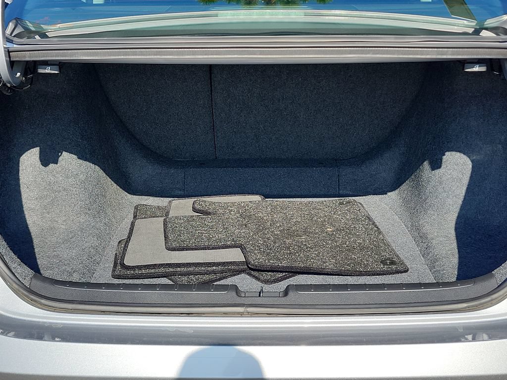 Used 2021 Honda Accord EX-L image 16