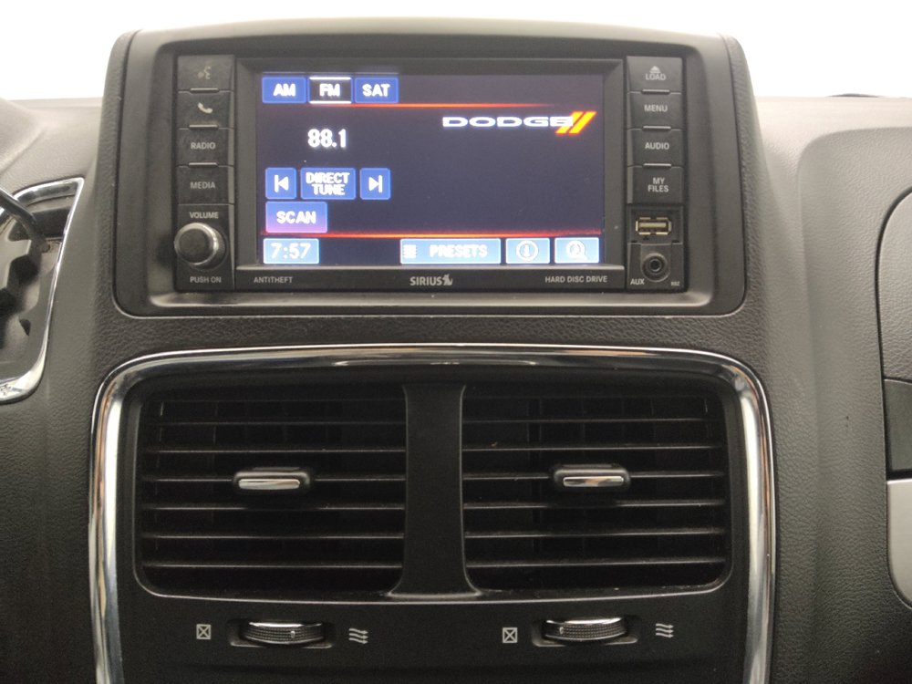 Used 2016 Dodge Grand Caravan R/T FWD image 25