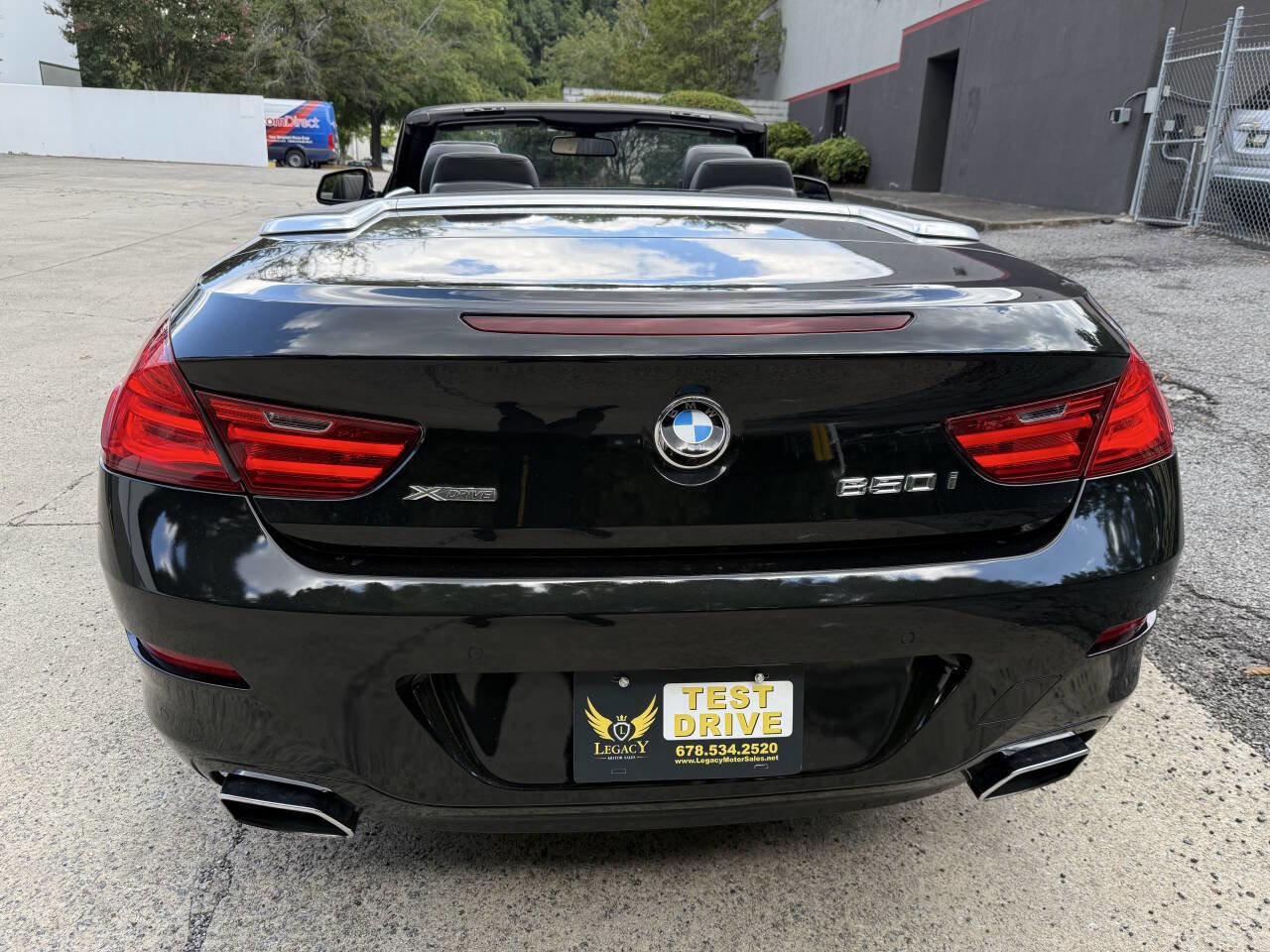 Used 2013 BMW 650i xDrive 650i xDrive AWD 2dr Convertibl w/ Cold Weather Pkg image 11