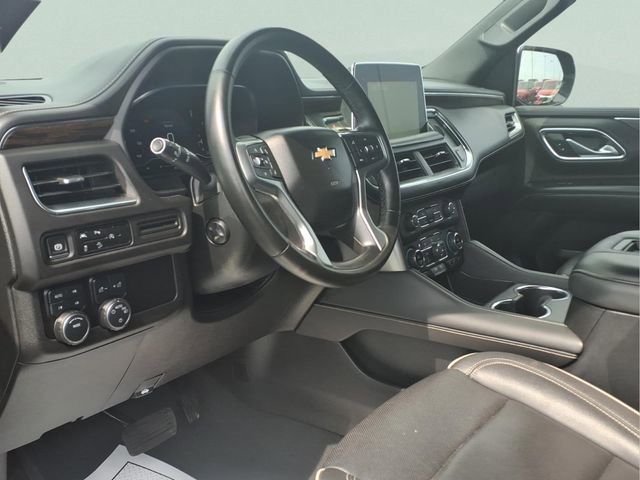 Used 2024 Chevrolet Suburban Premier AWD/4WD image 8