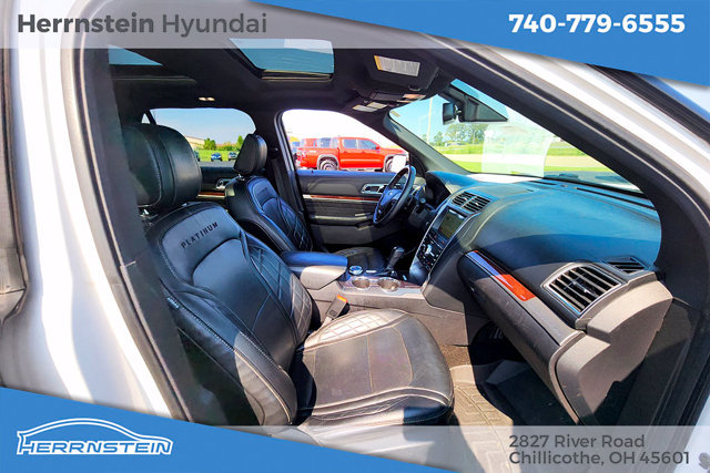 Used 2018 Ford Explorer Platinum AWD/4WD image 28