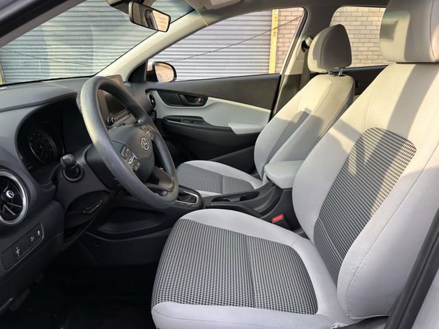 Used 2023 Hyundai Kona SE AWD/4WD image 15