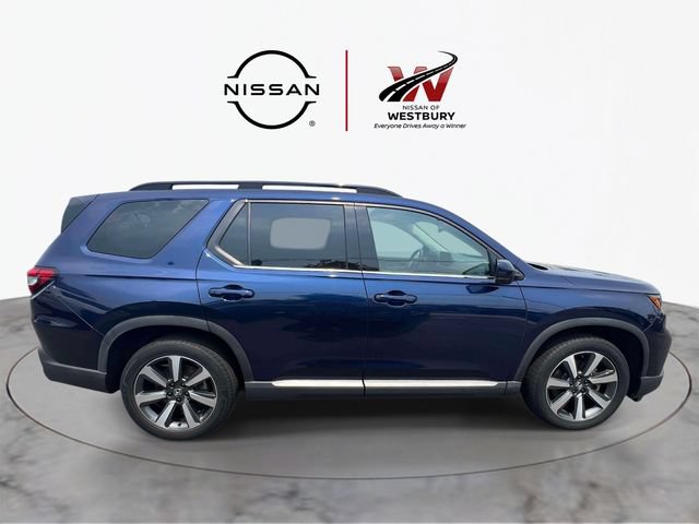 Used 2023 Honda Pilot Touring image 5