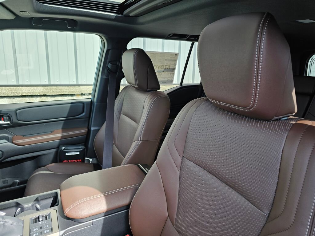 New 2025 Toyota Land Cruiser w/ Premium Package AWD/4WD image 13