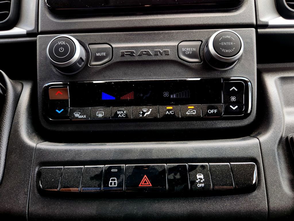 New 2025 RAM ProMaster 3500 w/ Quick Order Package 22G SLT image 28