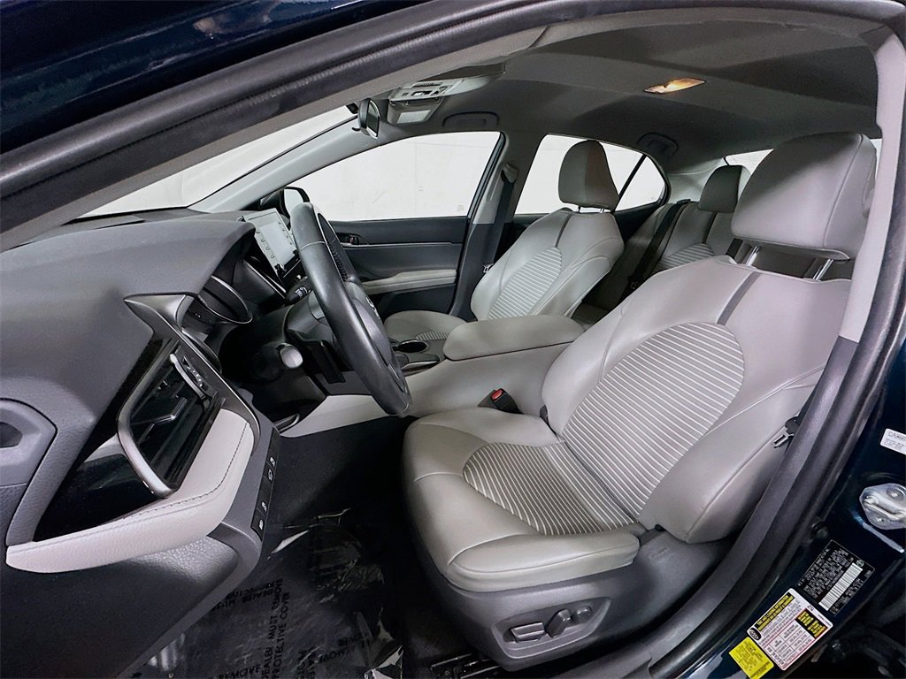 Used 2021 Toyota Camry SE image 15