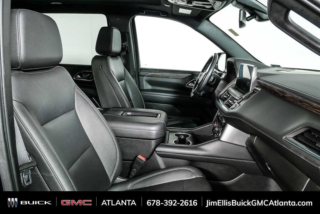 Used 2022 Chevrolet Tahoe Z71 w/ Luxury Package AWD/4WD image 23