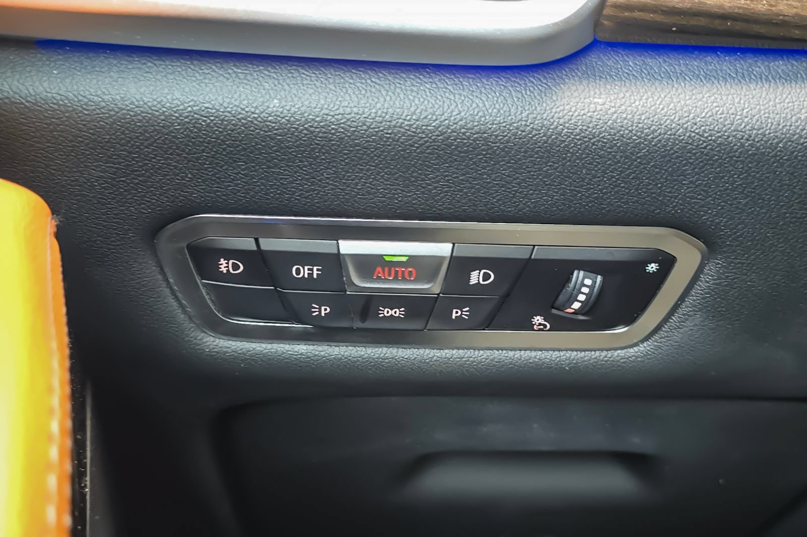 Used 2019 BMW X5 xDrive40i w/ Convenience Package AWD/4WD image 30