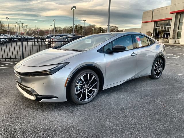 New 2025 Toyota Prius Plug-In Hybrid FWD image 1
