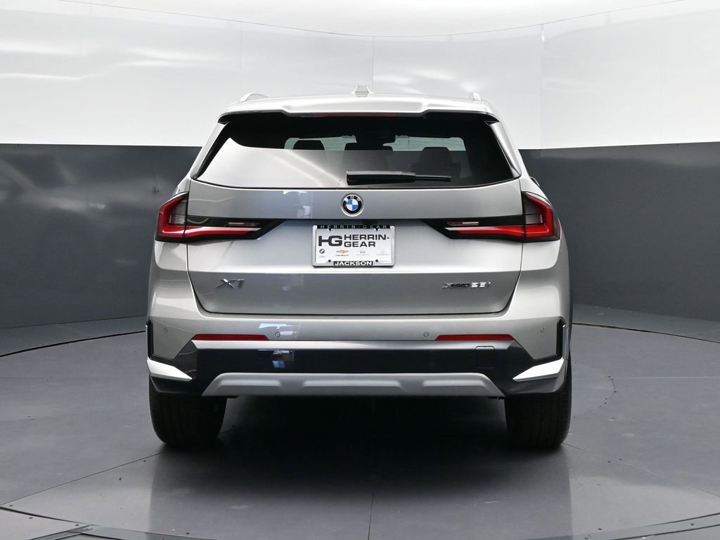 New 2026 BMW X1 xDrive28i w/ Technology Package image 6