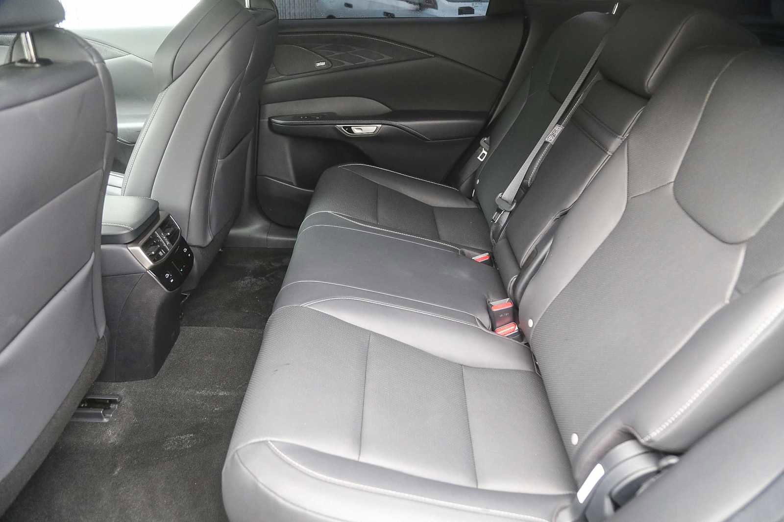 Used 2024 Lexus RX 350 F Sport w/ Convenience Package image 16