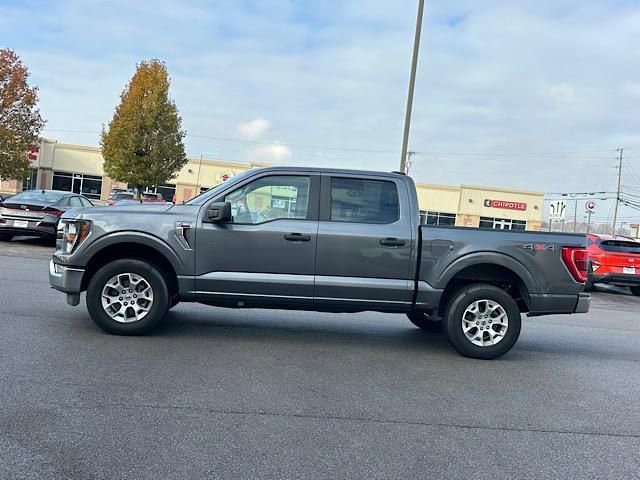 Used 2023 Ford F150 XLT image 3