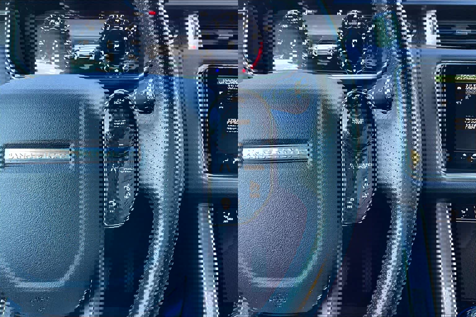 Used 2019 Land Rover Range Rover Sport HSE image 24