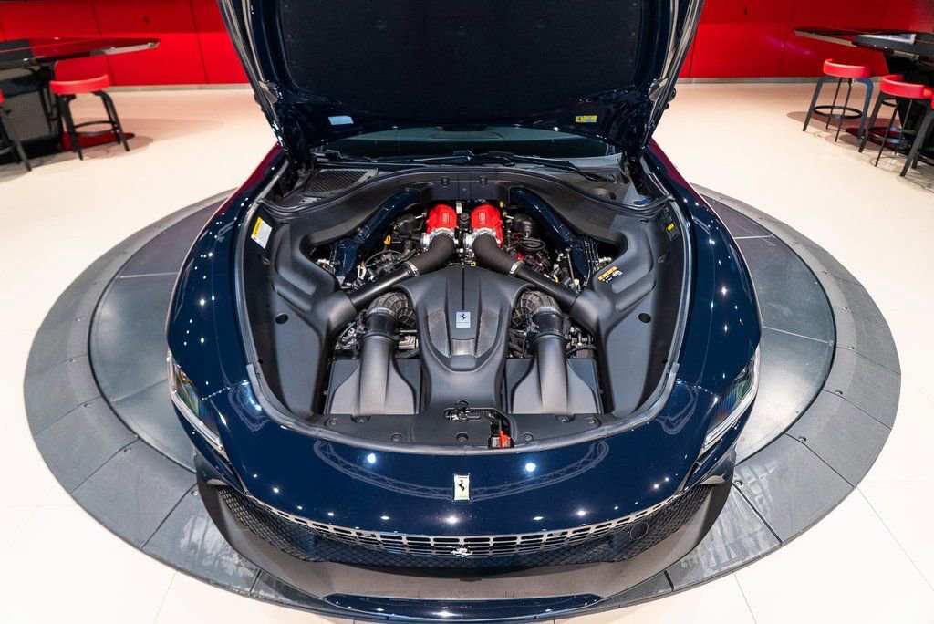 Certified 2022 Ferrari Roma RWD image 18