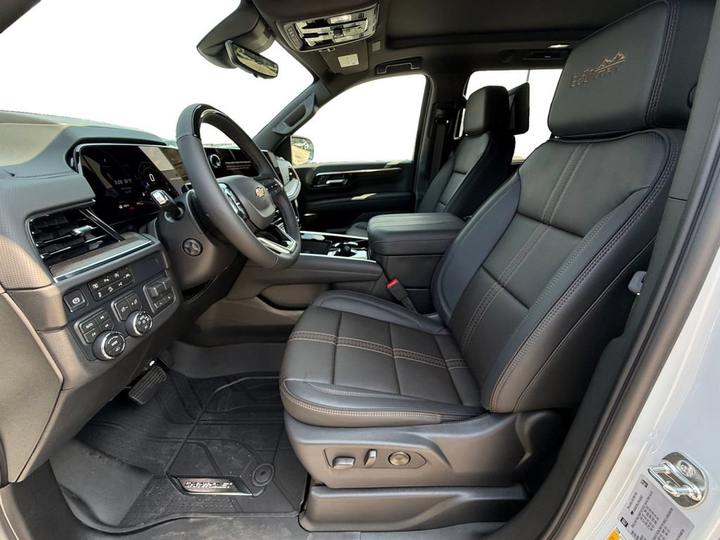 New 2026 Chevrolet Tahoe High Country AWD/4WD image 9