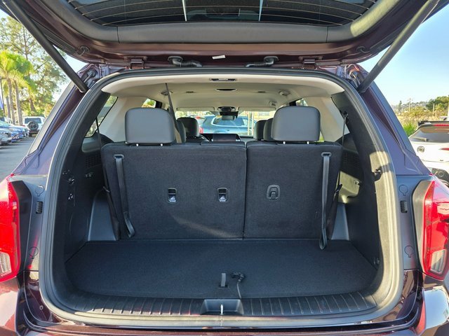 Certified 2023 Hyundai Palisade SEL image 11