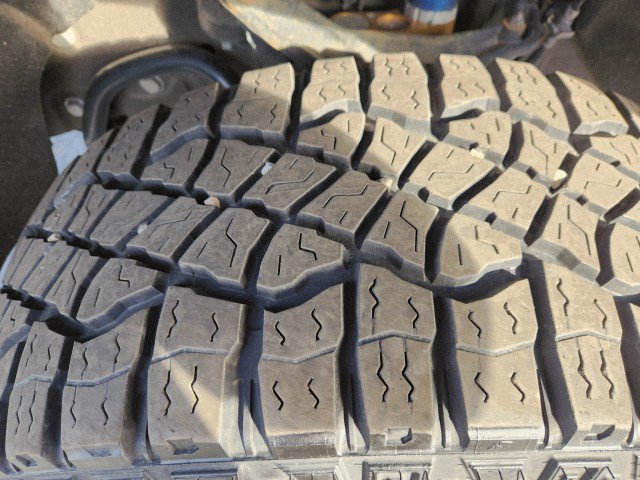 Used 2024 Chevrolet Silverado 2500 ZR2 w/ Technology Package image 11