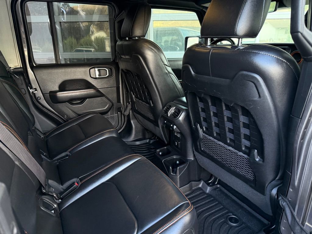 Used 2020 Jeep Gladiator Mojave w/ Dual Top Group AWD/4WD image 29