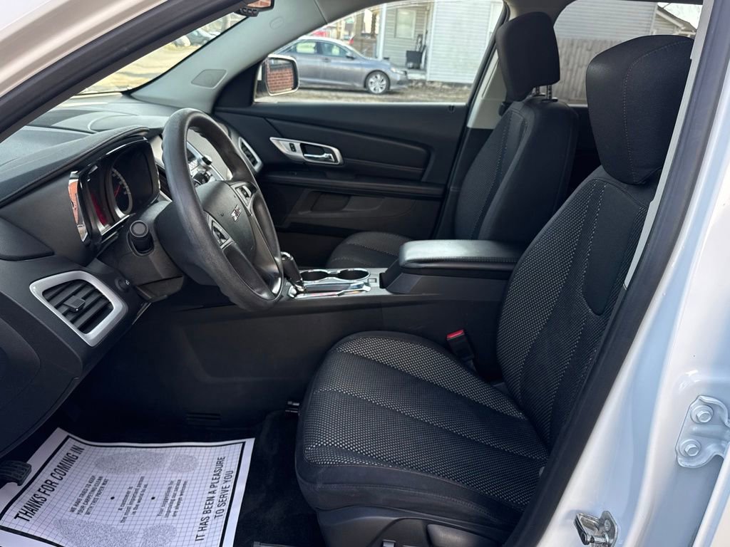 Used 2017 GMC Terrain SLE image 9