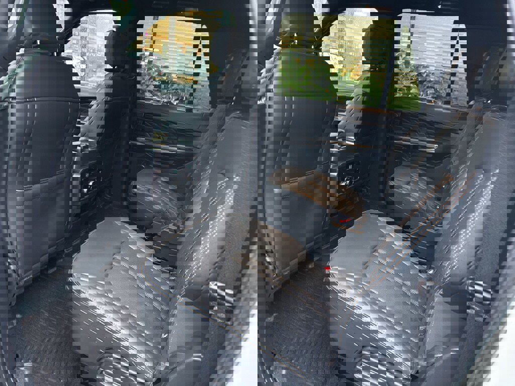 Used 2023 Ford Expedition Max Platinum image 17