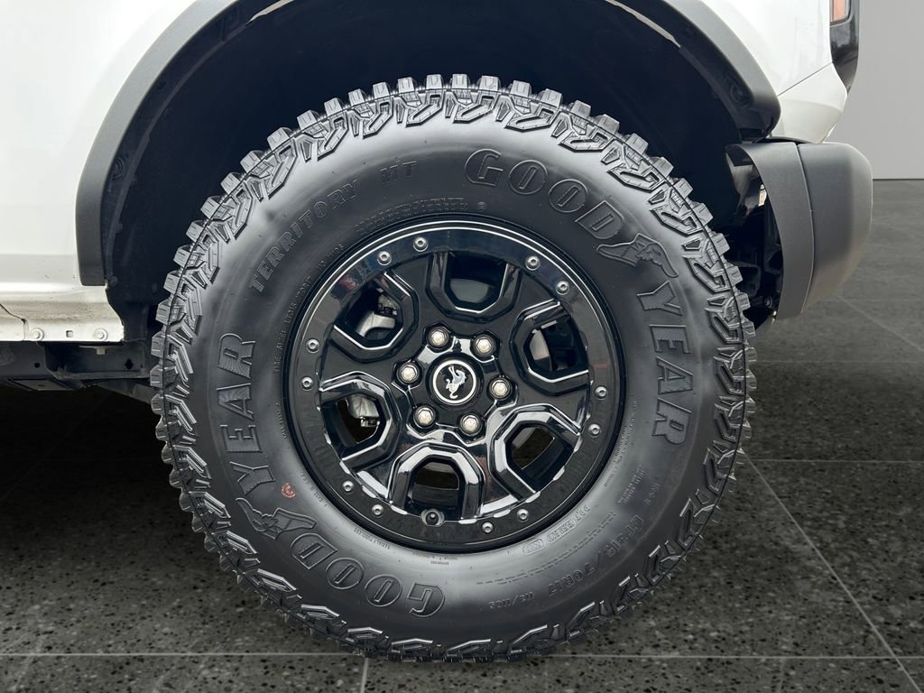 Used 2023 Ford Bronco Wildtrak image 9