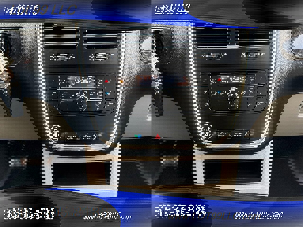 Used 2011 Dodge Grand Caravan Crew image 15