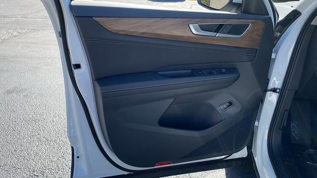 New 2026 Volkswagen Atlas SE image 19