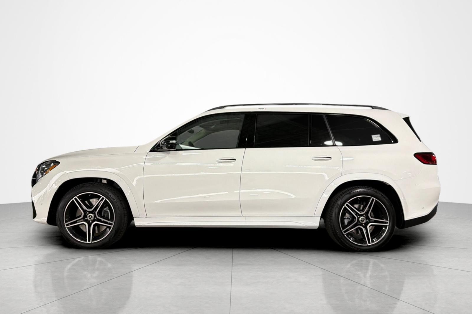 New 2027 Mercedes-Benz GLS 450 4MATIC image 2