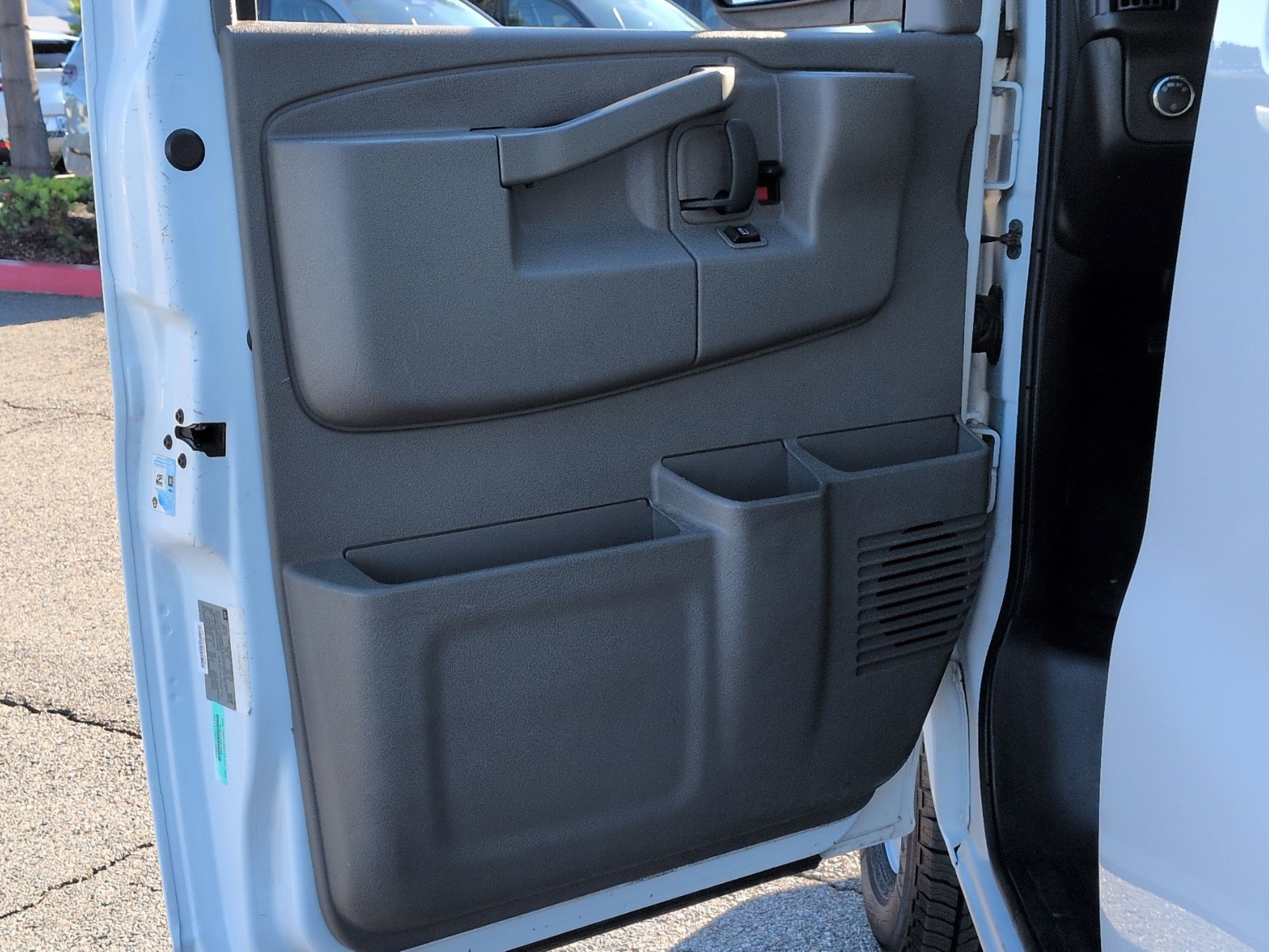 Used 2017 Chevrolet Express 2500 LS image 14