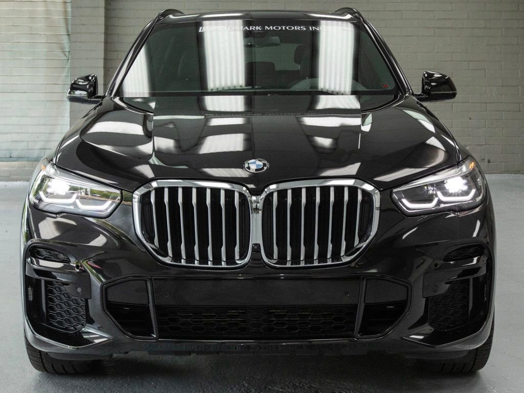 Used 2023 BMW X5 xDrive40i w/ M Sport Package image 5