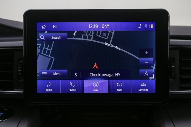 Used 2023 Ford Explorer XLT w/ Equipment Group 202A image 25