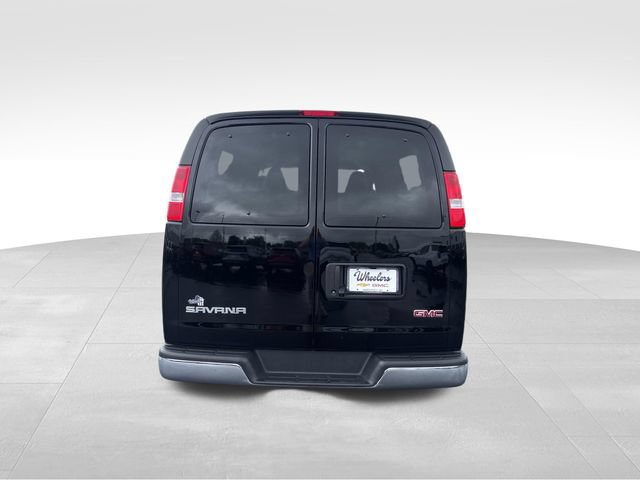 Used 2025 GMC Savana 3500 LT w/ LT Preferred Equipment Group RWD image 4