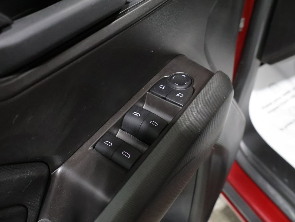 Used 2025 Chevrolet Colorado Trail Boss image 14