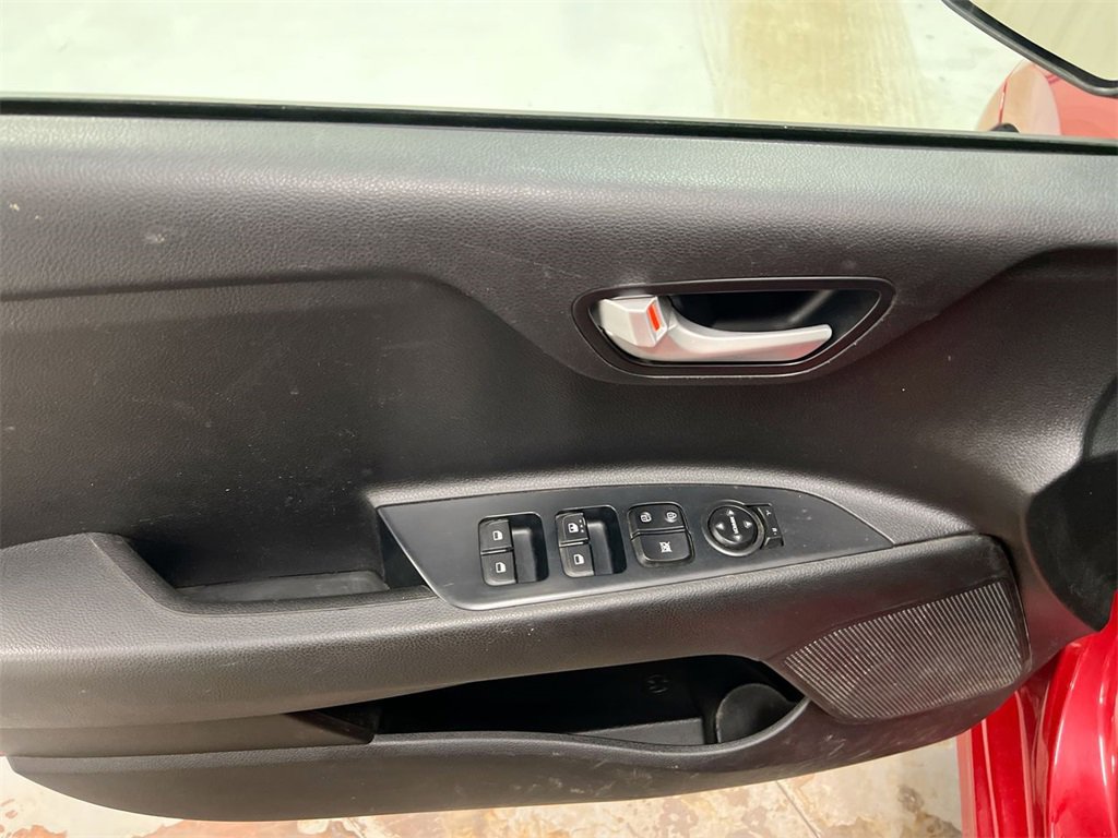 Used 2019 Kia Rio S image 20