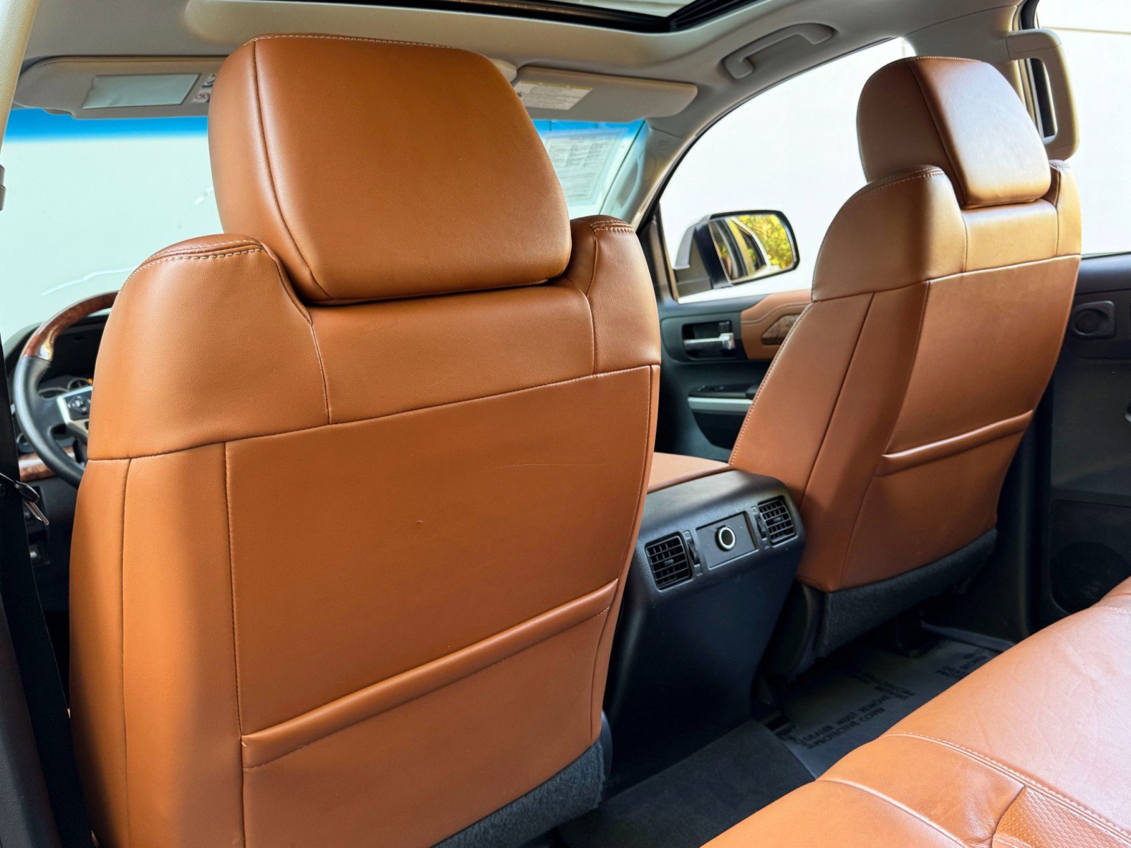 Used 2015 Toyota Tundra 1794 Edition image 35