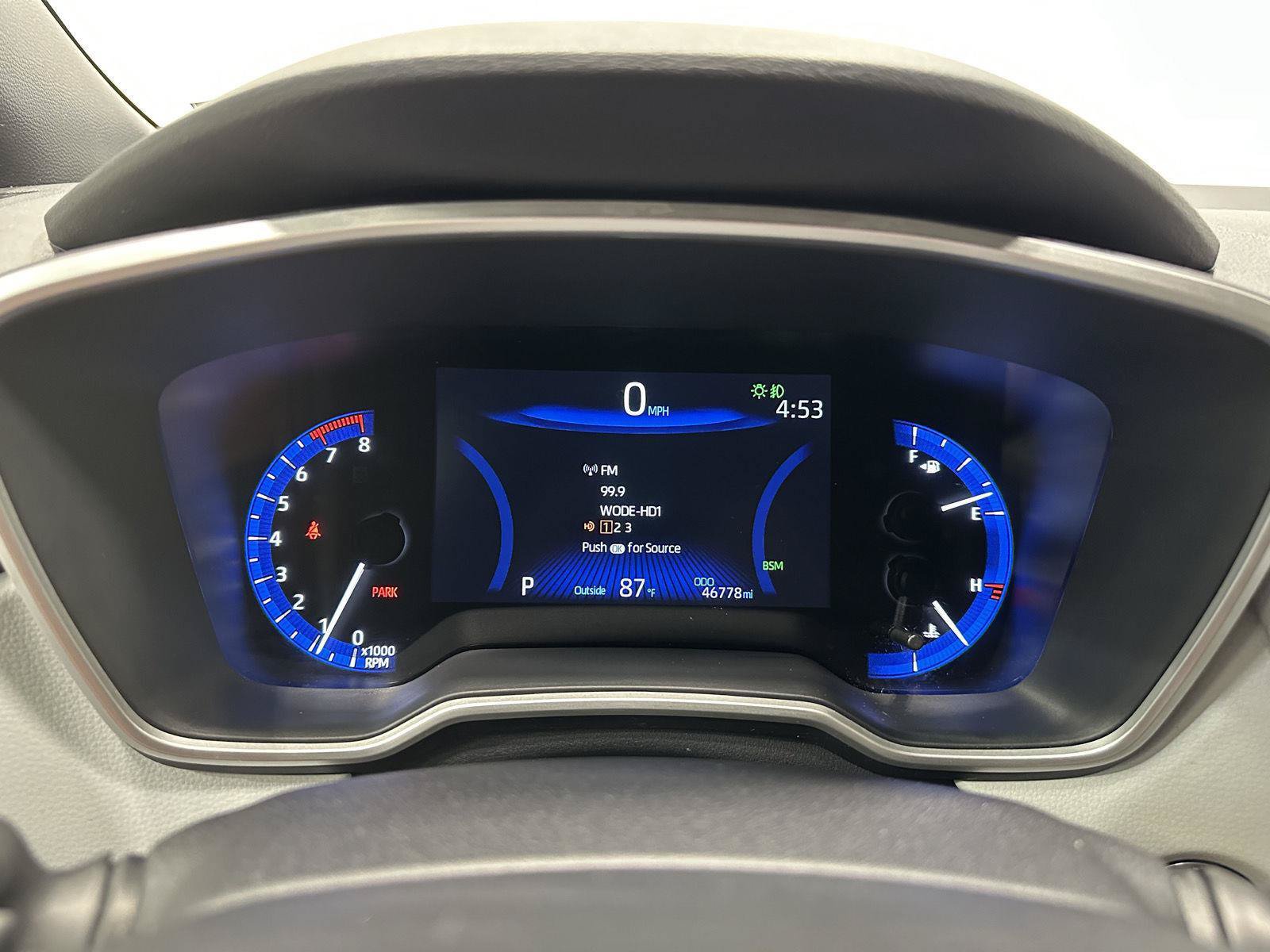 Used 2022 Toyota Corolla XSE FWD image 16