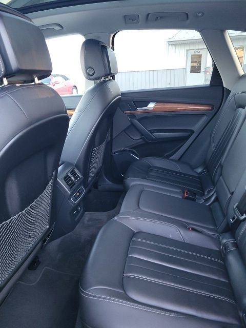 Used 2023 Audi Q5 2.0T Premium image 12