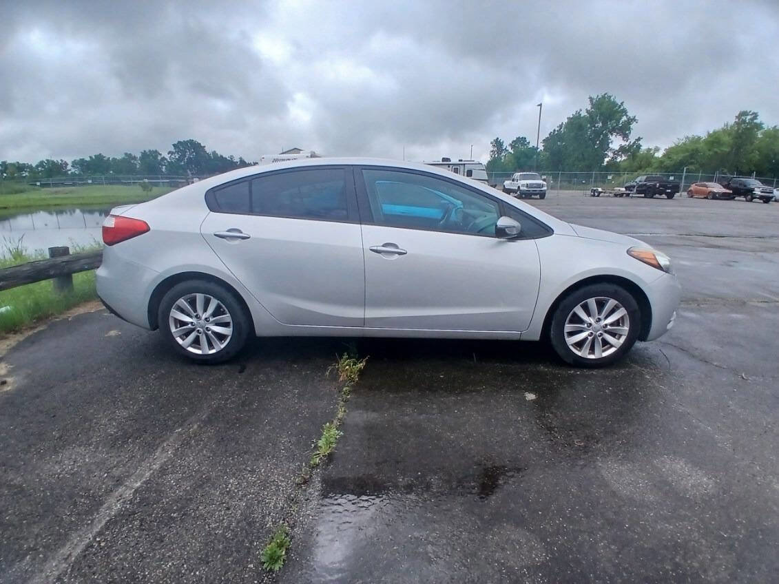Used 2014 Kia Forte LX w/ Popular Package image 3