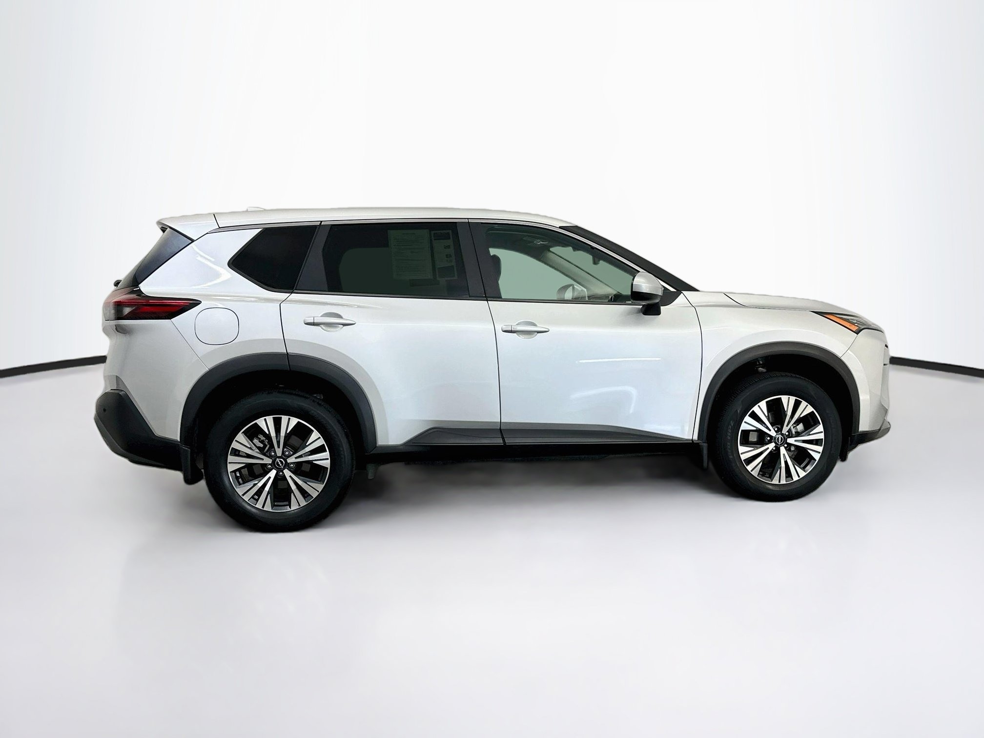 Used 2023 Nissan Rogue SV AWD/4WD image 10
