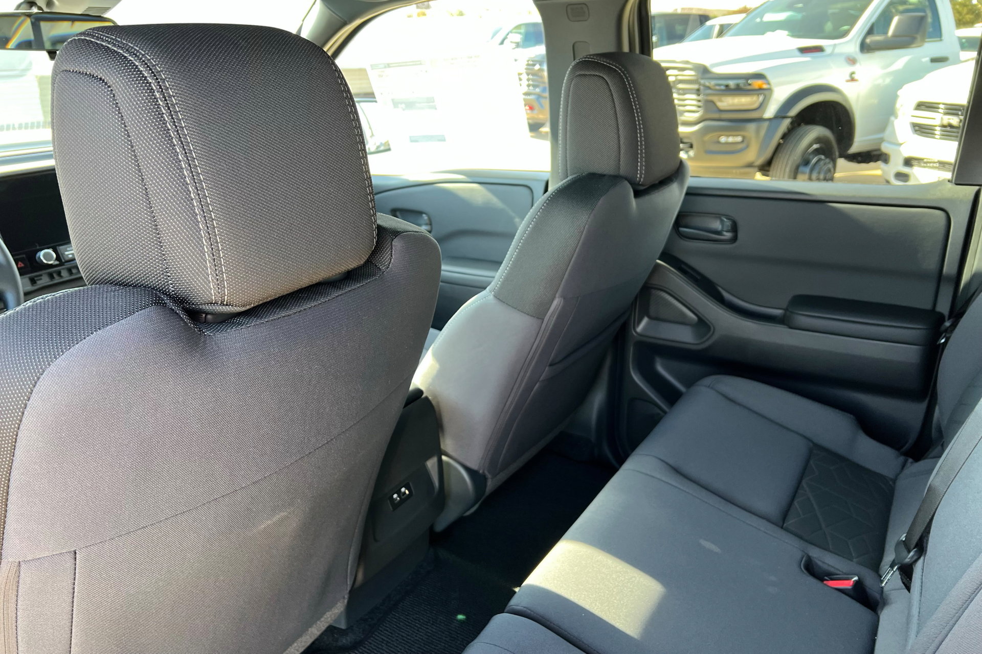 New 2026 Nissan Frontier SV w/ Tow Package image 19
