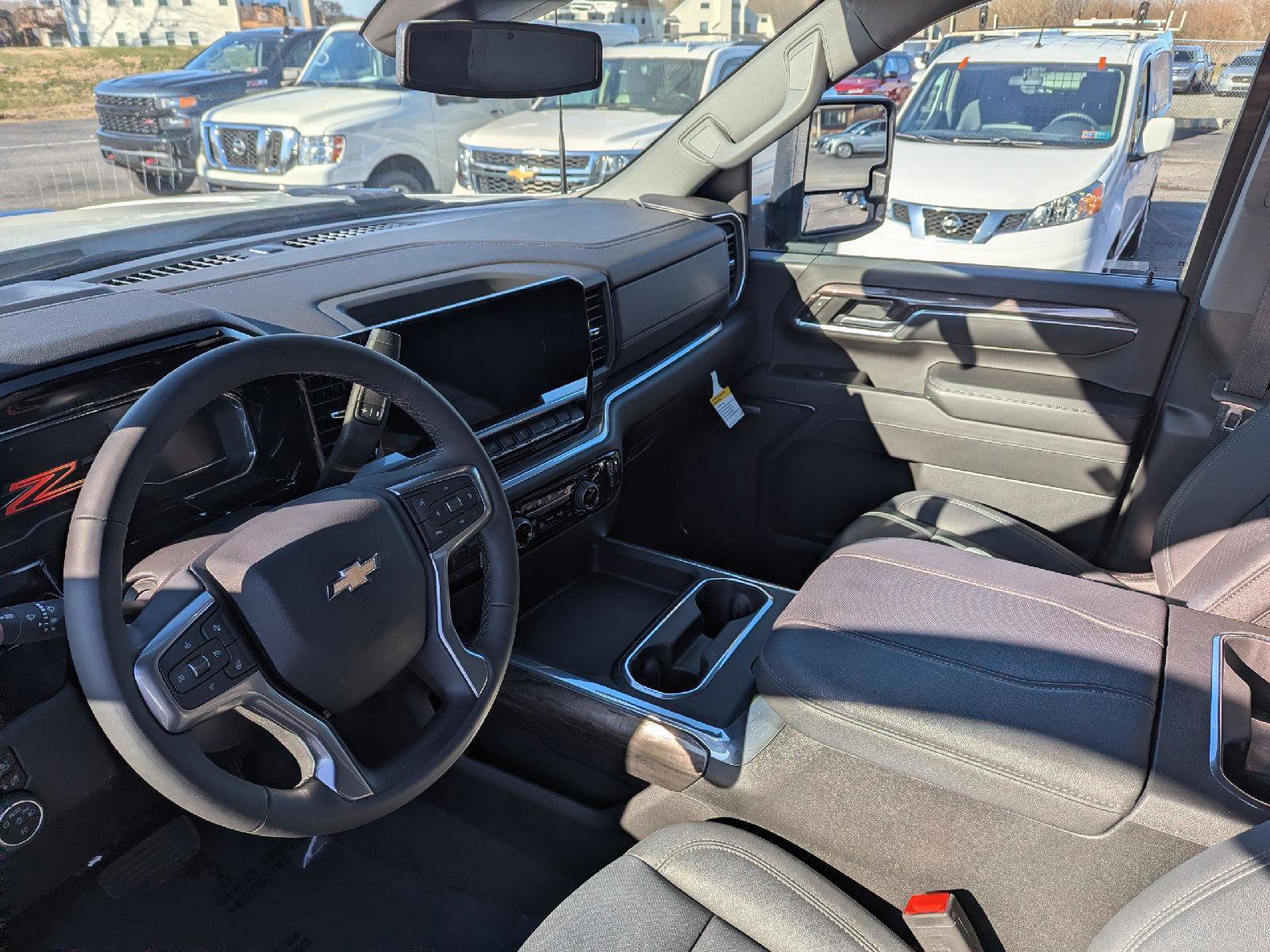 Certified 2024 Chevrolet Silverado 2500 LTZ w/ LTZ Convenience Package image 14